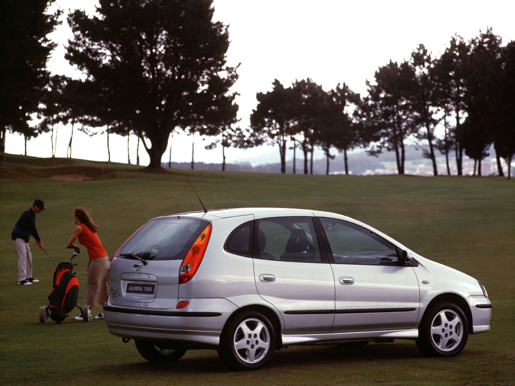 Nissan Almera Tino photo 22