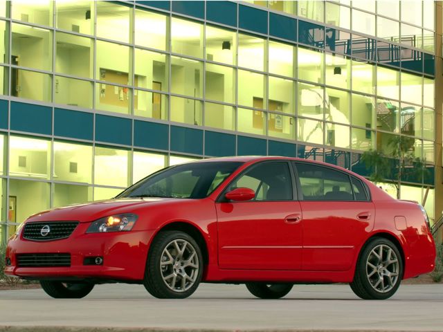 Nissan Altima Foto 8