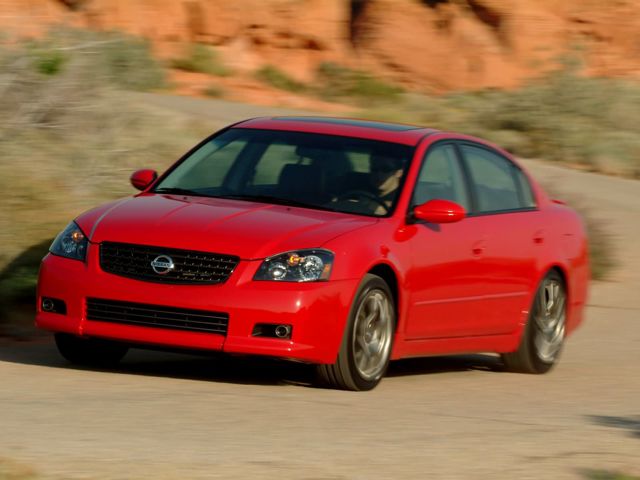 Nissan Altima Foto 10
