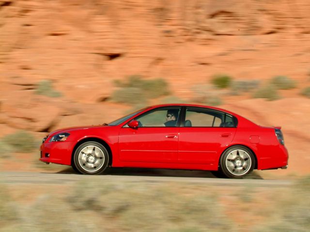 Nissan Altima Foto 11