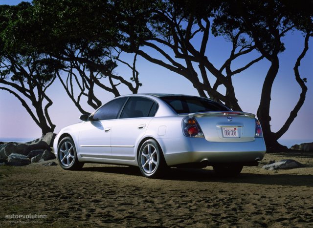 Nissan Altima Foto 4