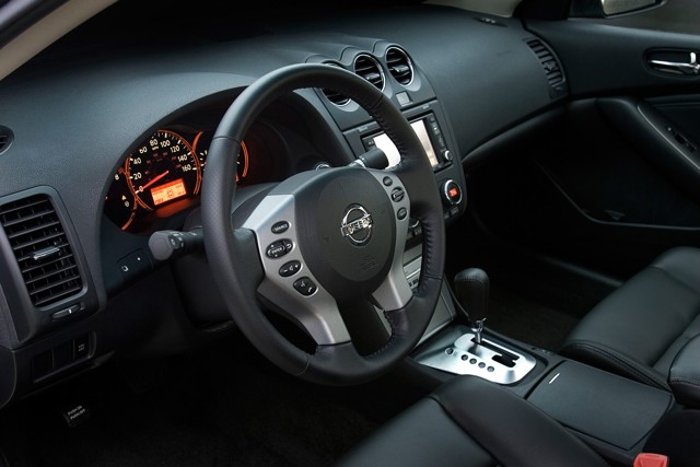 Nissan Altima foto 48