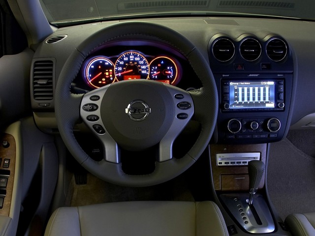 Nissan Altima foto 49