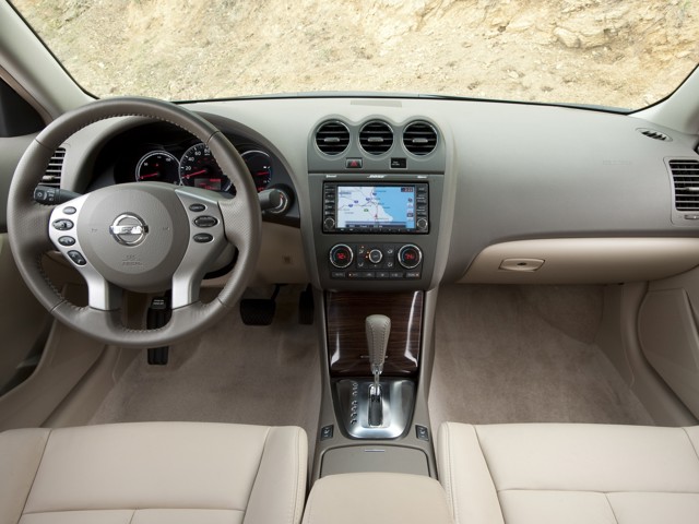 Nissan Altima foto 51