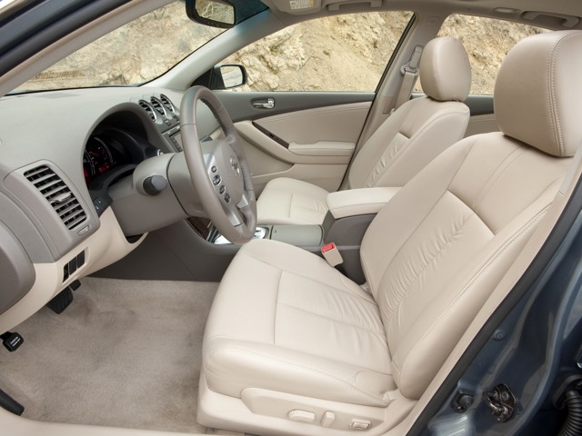 Nissan Altima foto 52