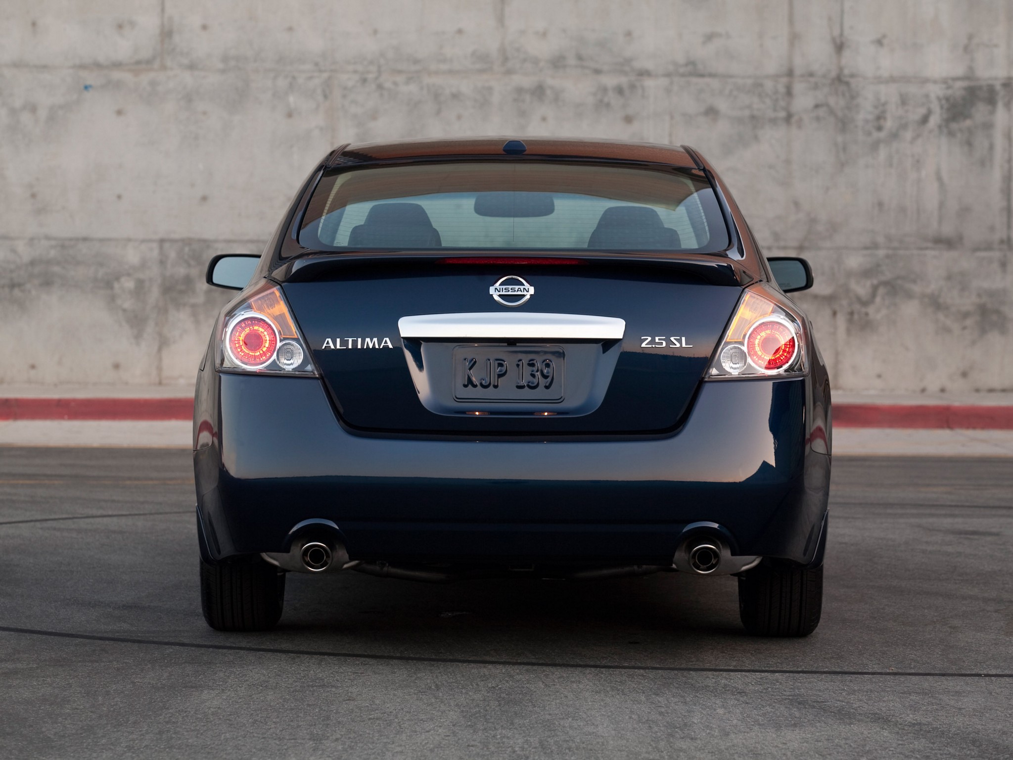Nissan Altima photo 15
