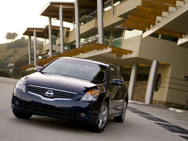 Nissan Altima foto 19
