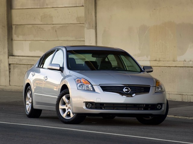 Nissan Altima foto 23