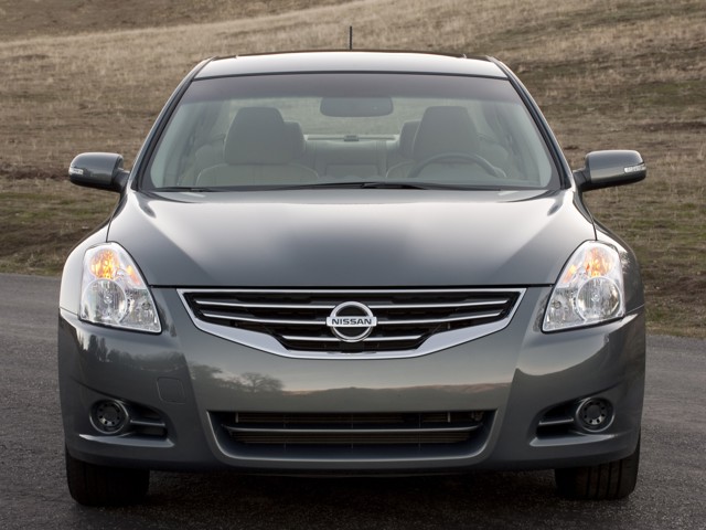 Nissan Altima foto 38