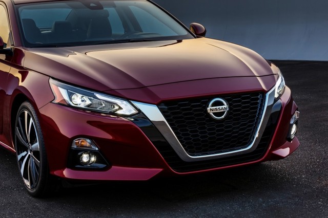 Nissan Altima Foto 15