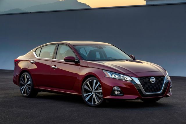 Nissan Altima Foto 3
