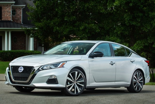 Nissan Altima Foto 23