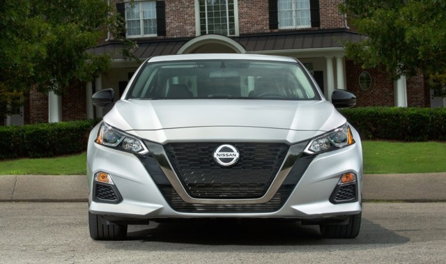 Nissan Altima Foto 24