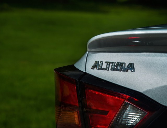 Nissan Altima Foto 26