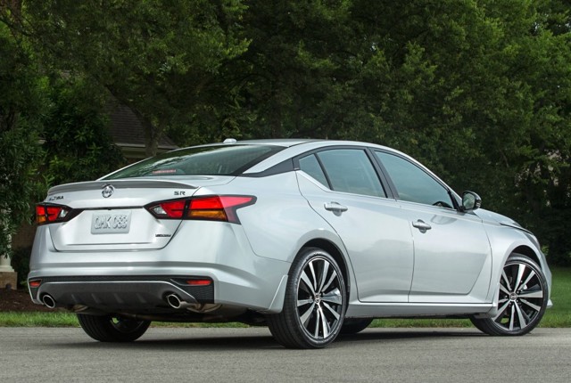 Nissan Altima Foto 29