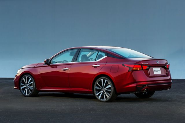 Nissan Altima Foto 5