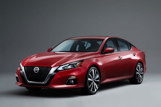 Nissan Altima Foto 6