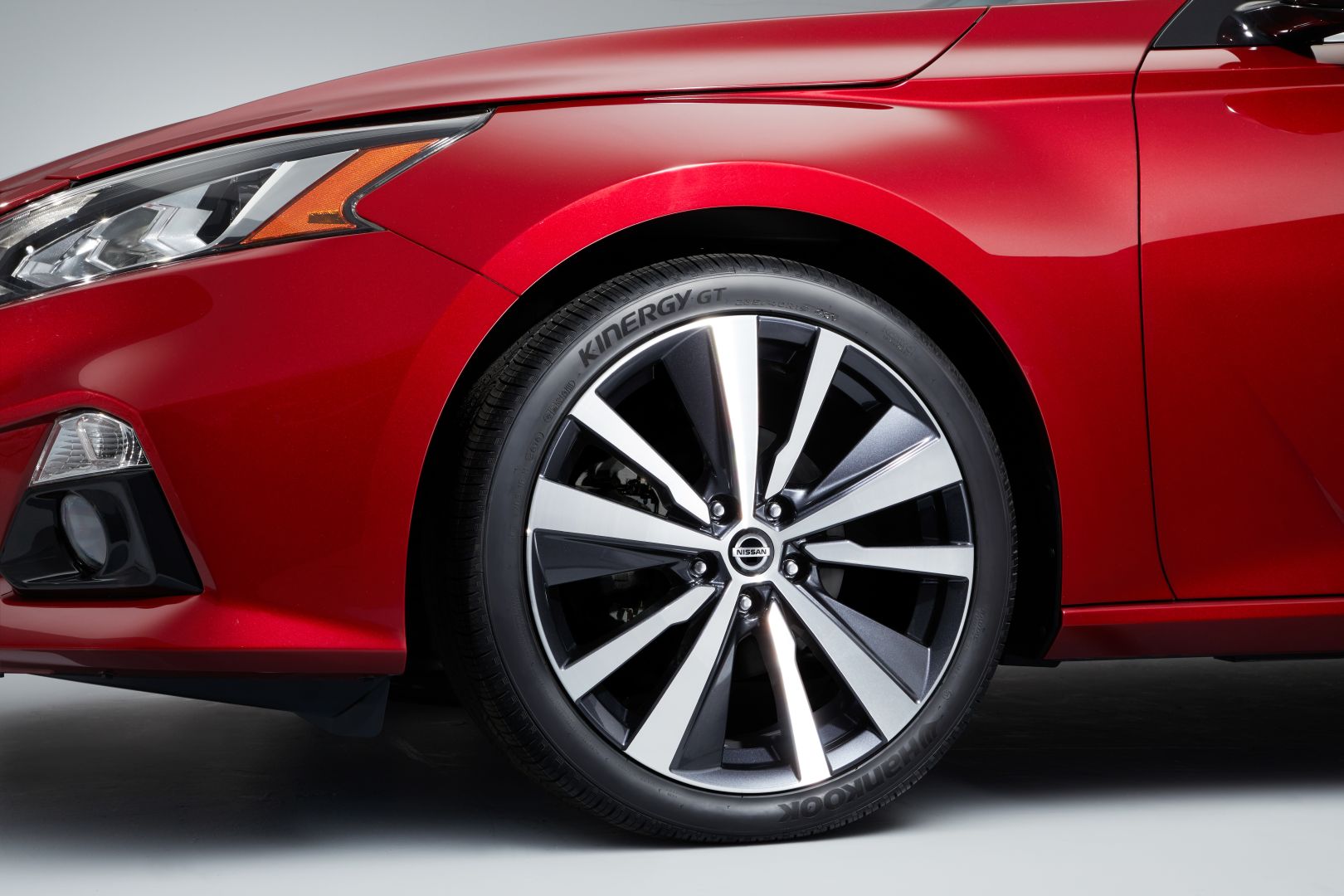 Nissan Altima photo 8