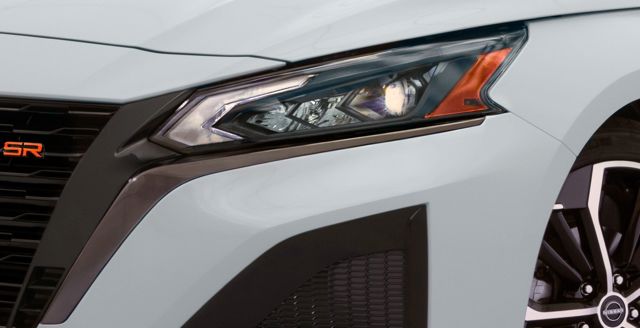Nissan Altima foto 19