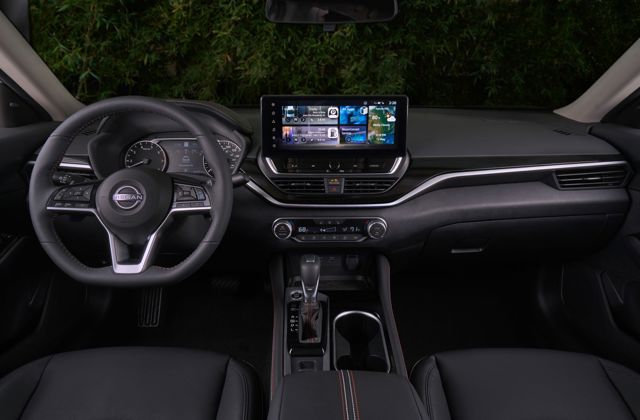 Nissan Altima foto 25