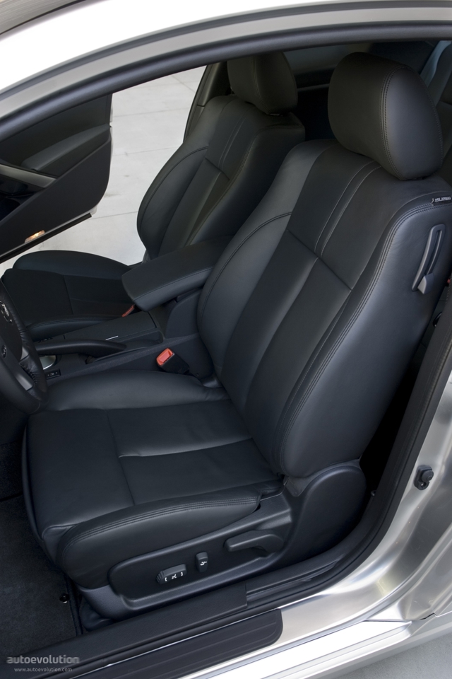 Nissan Altima foto 9
