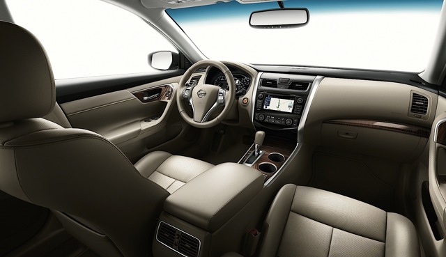 Nissan Altima Foto 25