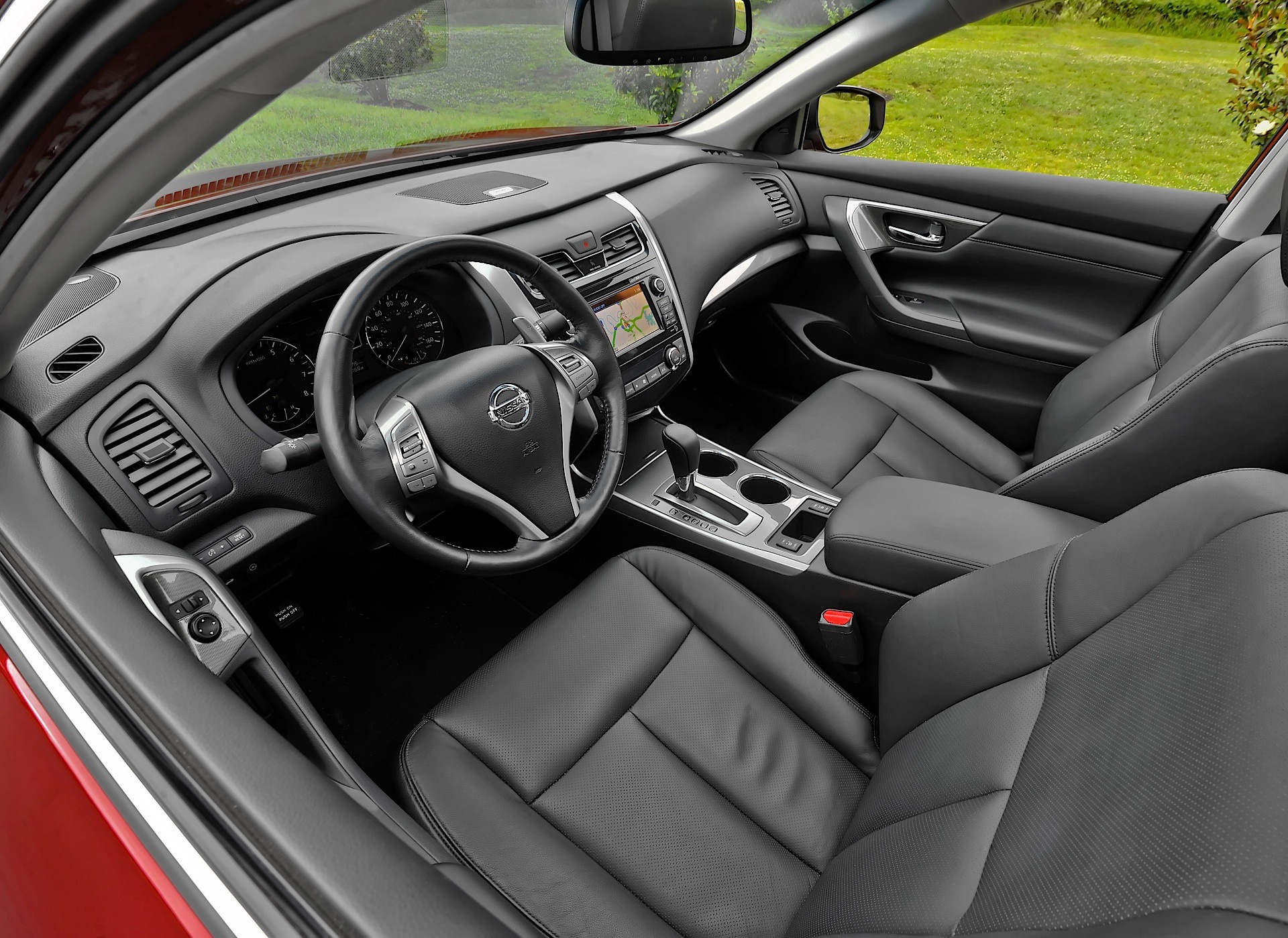 Nissan Altima photo 29