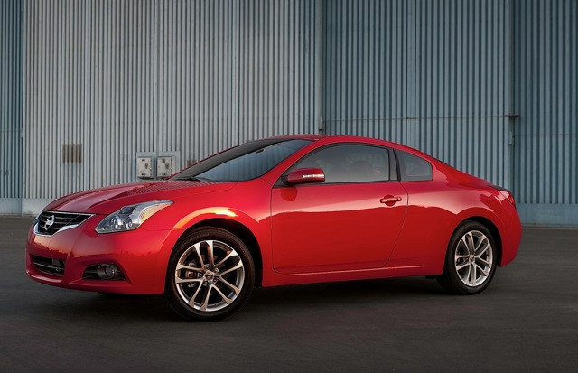 Nissan Altima Foto 2