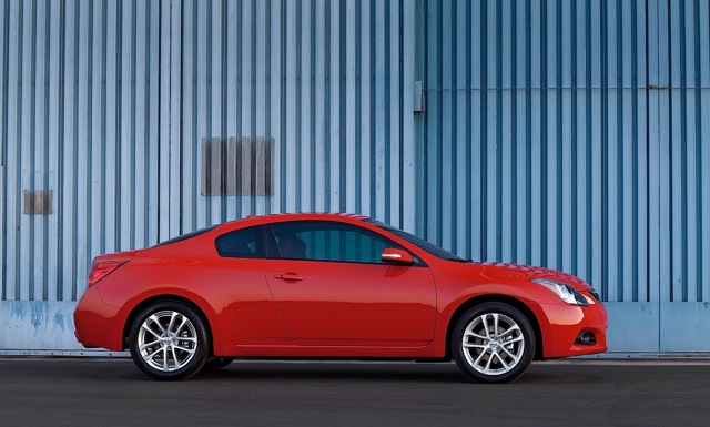 Nissan Altima Foto 3