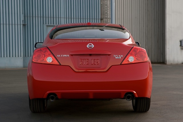 Nissan Altima Foto 9