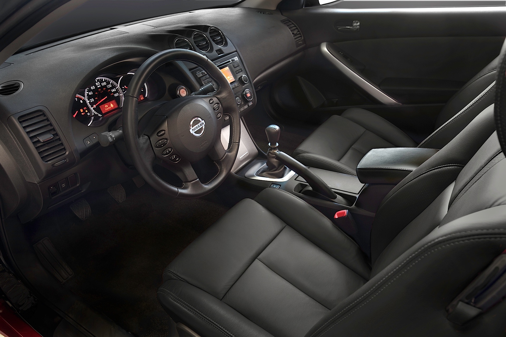 Nissan Altima photo 32