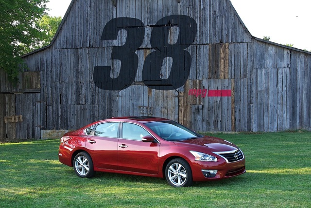 Nissan Altima foto 3