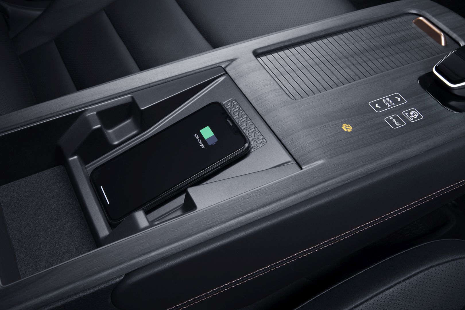 Nissan Ariya photo 42