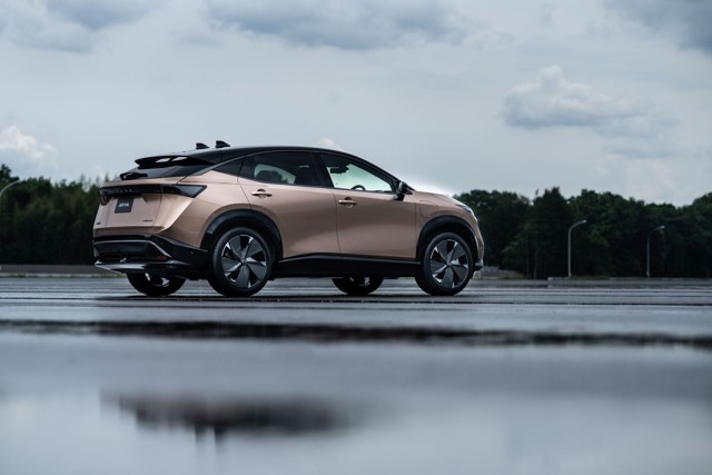 Nissan Ariya foto 7