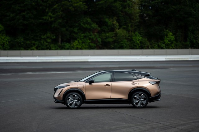Nissan Ariya foto 15