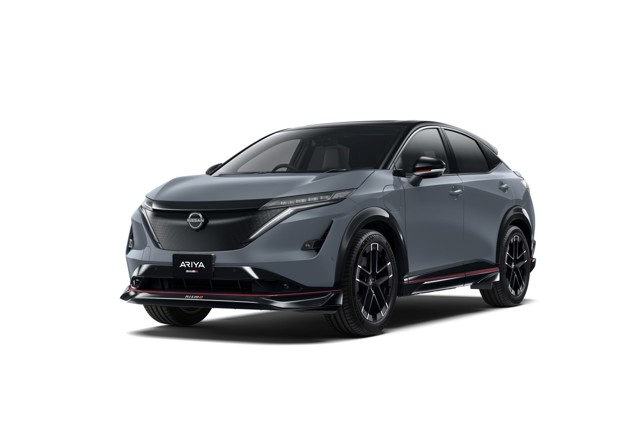 Nissan Ariya photo 2