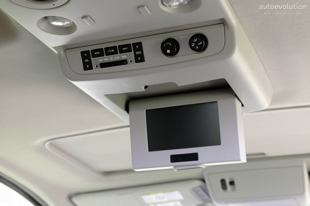 Nissan Armada photo 35