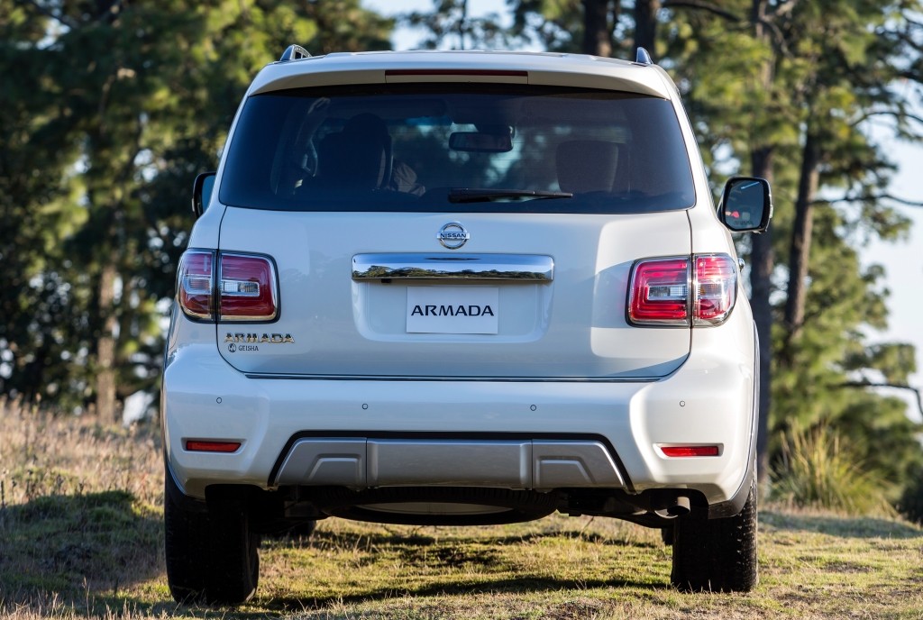 Nissan Armada photo 23