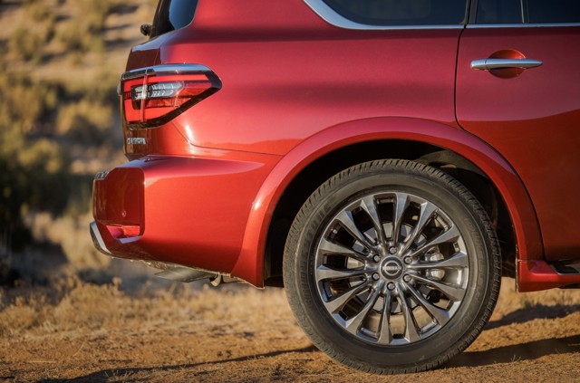 Nissan Armada photo 13
