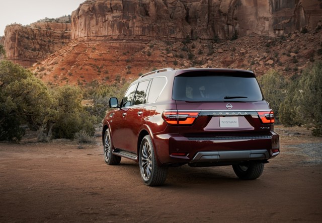 Nissan Armada photo 17