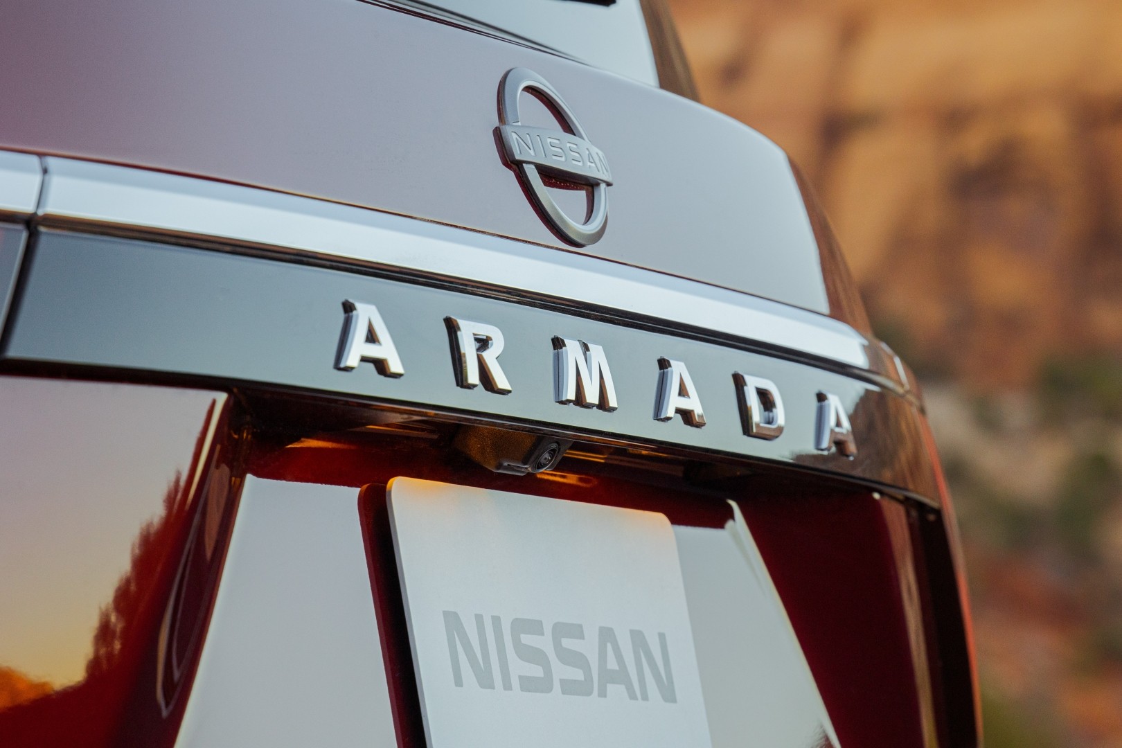 Nissan Armada photo 7