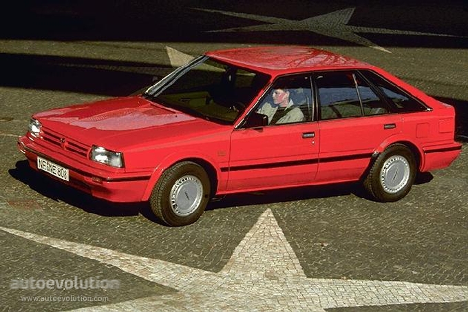 NISSAN Bluebird Hatchback