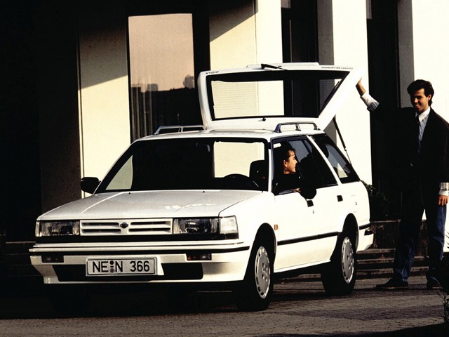 Nissan Bluebird Traveller photo 6