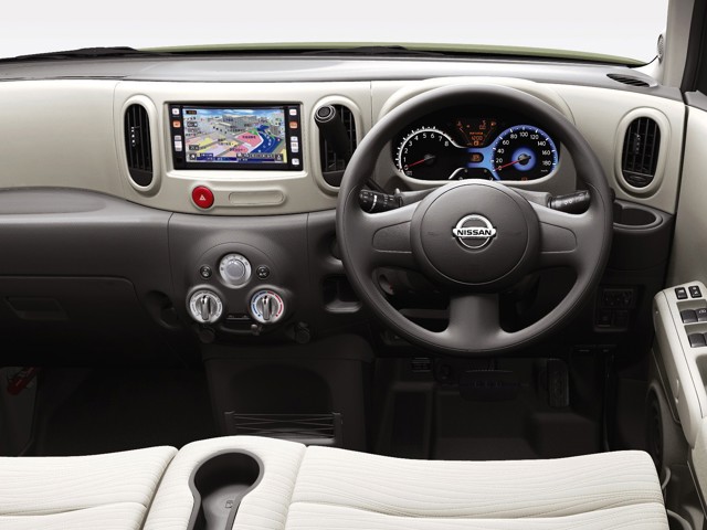 Nissan Cube photo 100