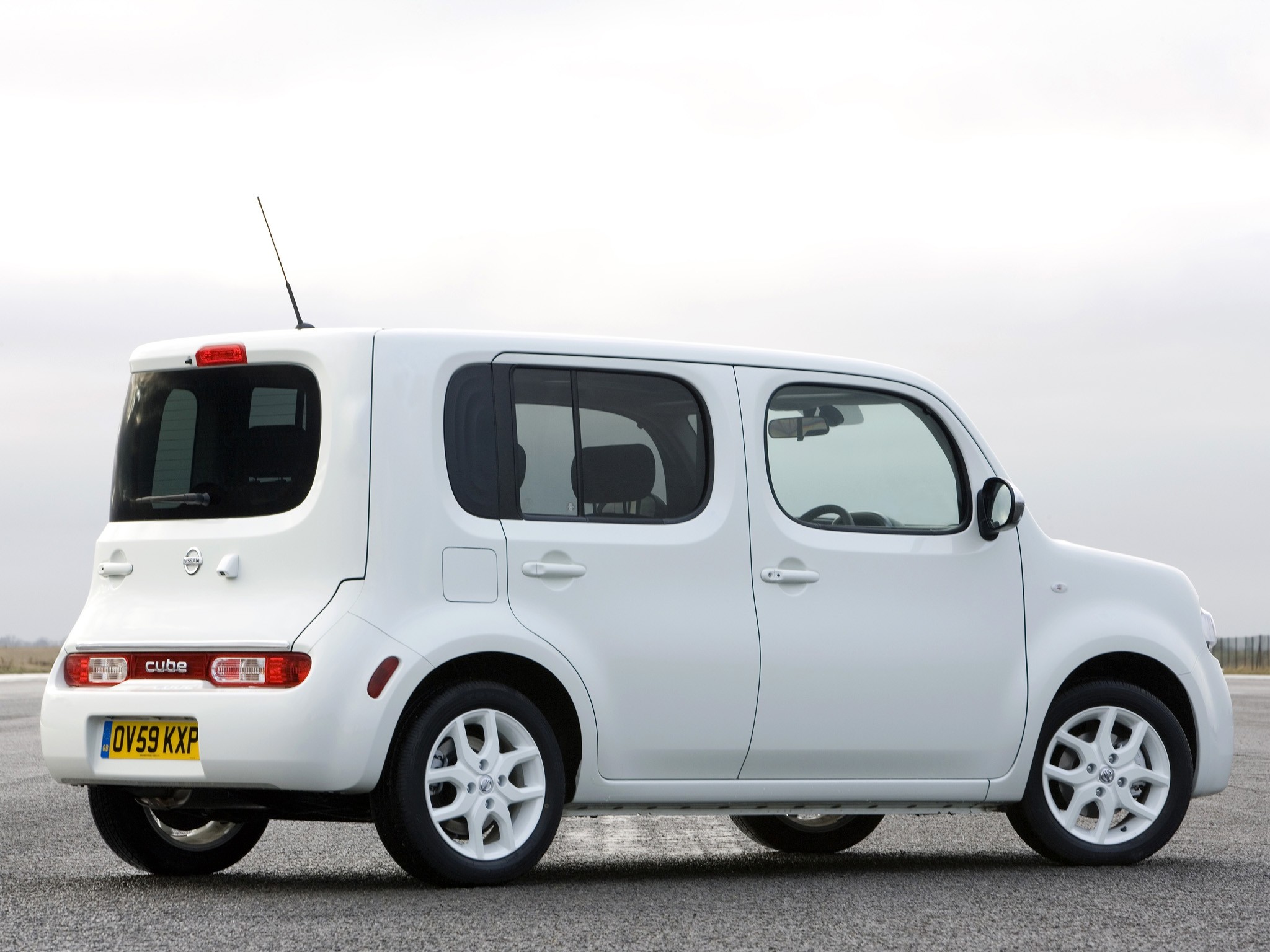 Nissan Cube photo 23