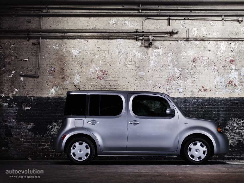 Nissan Cube photo 2