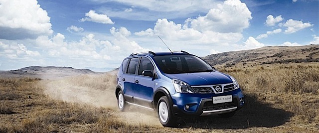 Nissan Grand Livina photo 12
