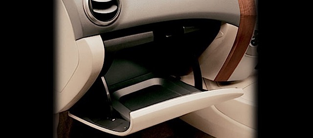 Nissan Grand Livina photo 19