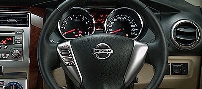 Nissan Grand Livina photo 21