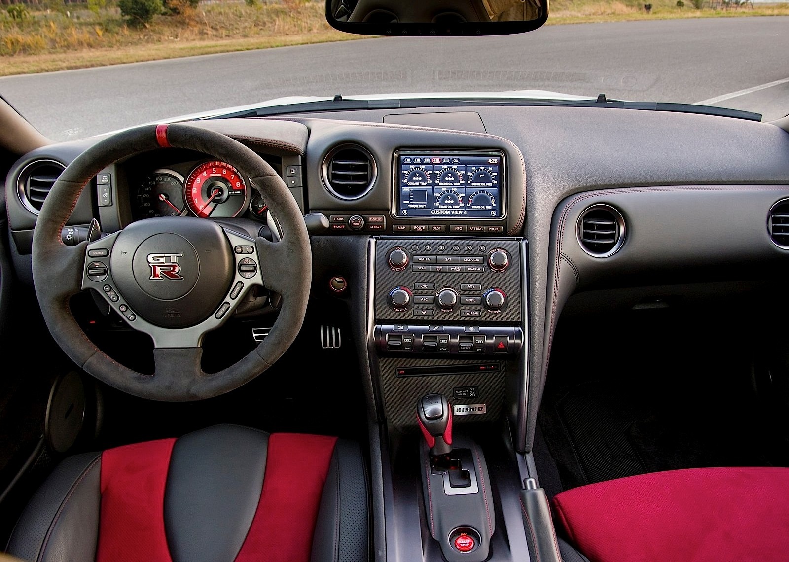 Nissan Gt-R Nismo photo 59